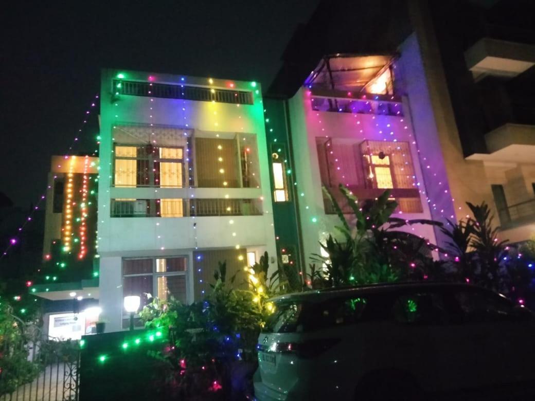 Maplewood Guest House, Neeti Bagh, New Delhiit Is A Boutiqu Guest House - Room 5 المظهر الخارجي الصورة