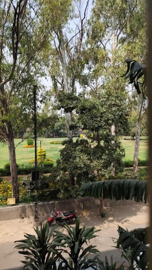 Maplewood Guest House, Neeti Bagh, New Delhiit Is A Boutiqu Guest House - Room 5 المظهر الخارجي الصورة
