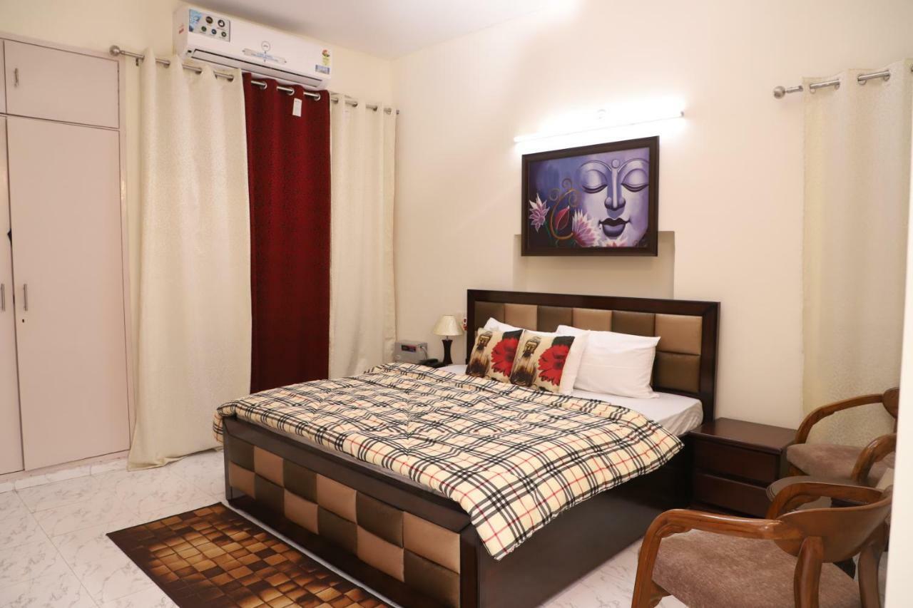 Maplewood Guest House, Neeti Bagh, New Delhiit Is A Boutiqu Guest House - Room 5 المظهر الخارجي الصورة