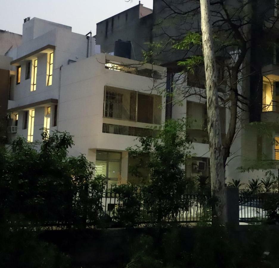 Maplewood Guest House, Neeti Bagh, New Delhiit Is A Boutiqu Guest House - Room 5 المظهر الخارجي الصورة