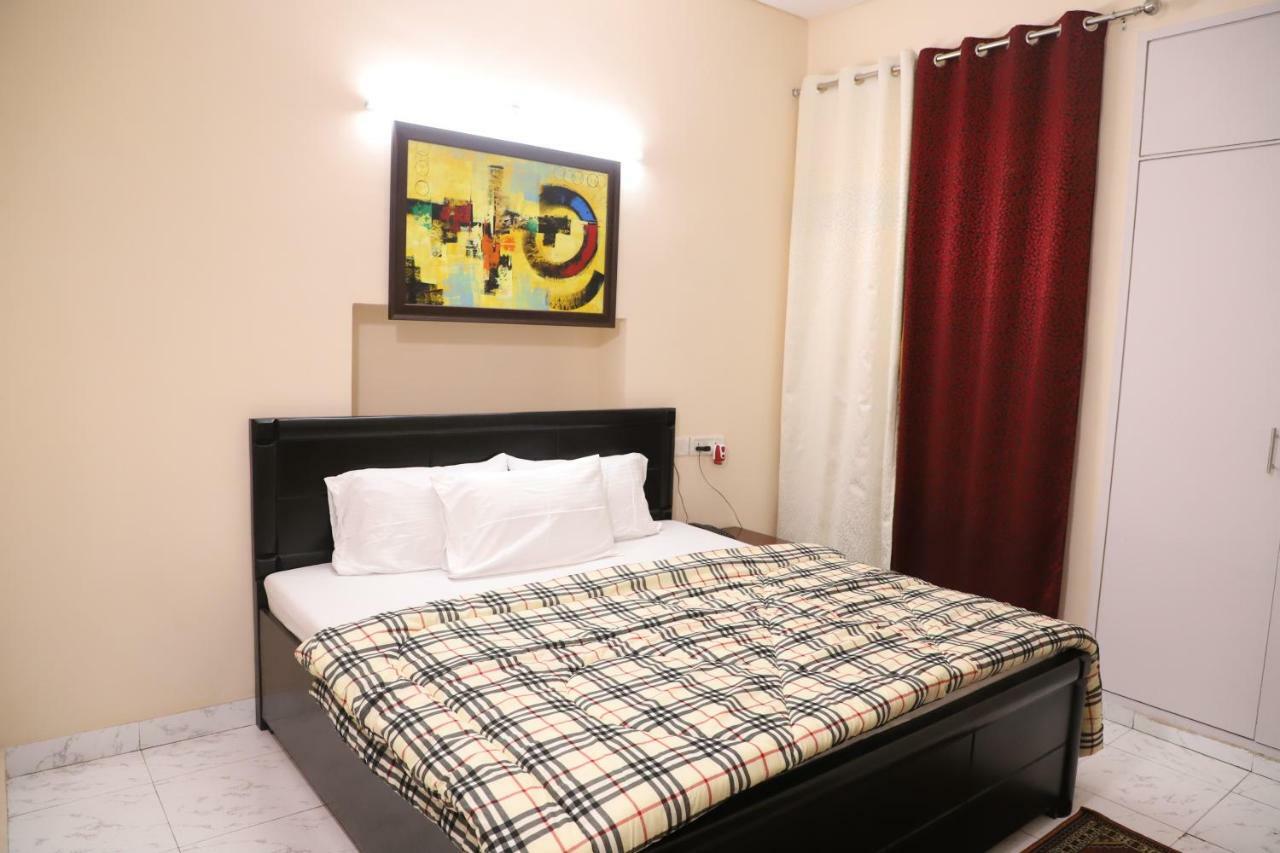 Maplewood Guest House, Neeti Bagh, New Delhiit Is A Boutiqu Guest House - Room 5 المظهر الخارجي الصورة
