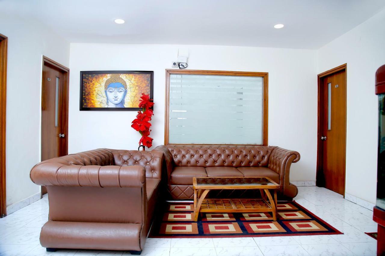 Maplewood Guest House, Neeti Bagh, New Delhiit Is A Boutiqu Guest House - Room 5 المظهر الخارجي الصورة
